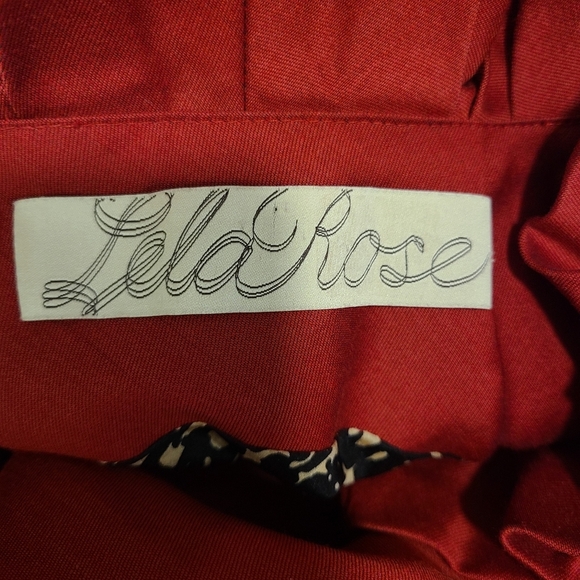 Lela Rose Red Ruffle Neck Silk & Wool Sheath Dress - Picture 7 of 8